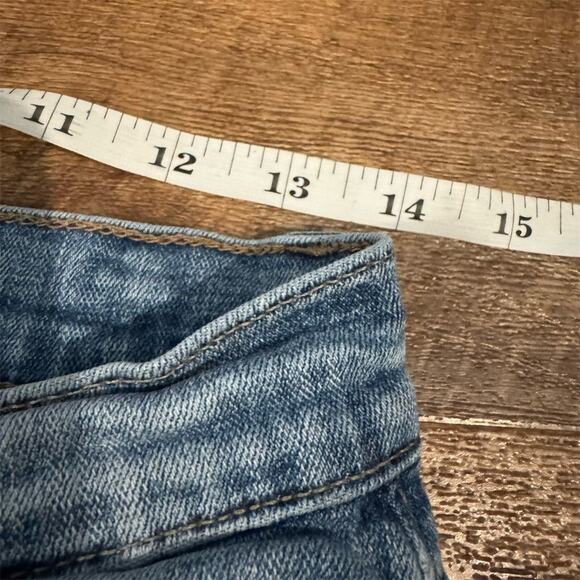 Lucky Brand Sweet Straight Jeans Embroidered Flowers Size 6 Distressed Hem READ - Picture 12 of 14